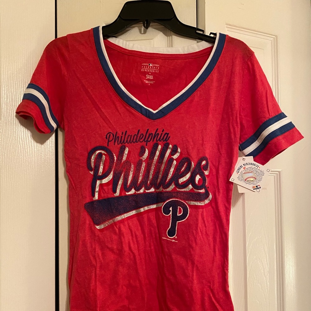 Women’s Philadelphia Phillies V neck short sleeve